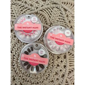 Olive & June The Instant Mani 3 Pack of Press on Nails New Short Length